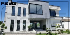 ویلای مدرن دو طبقه خاص